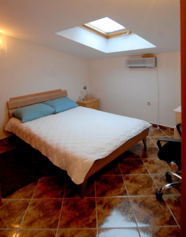 Guesthouse Konti Fiume Szoba fotó