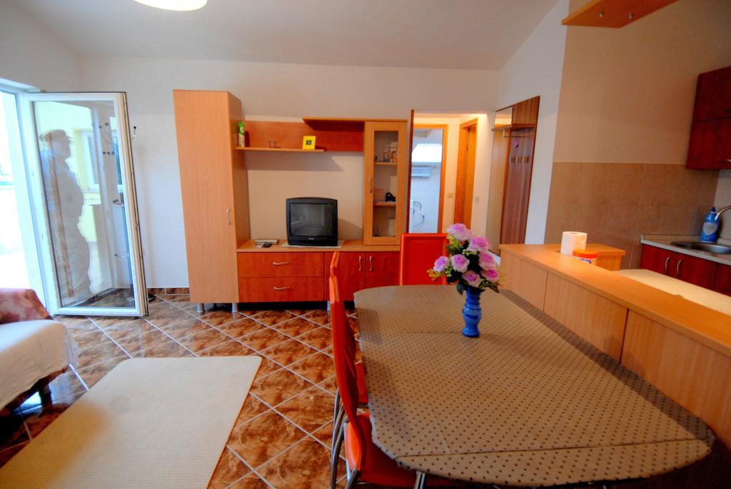 Guesthouse Konti Fiume Szoba fotó