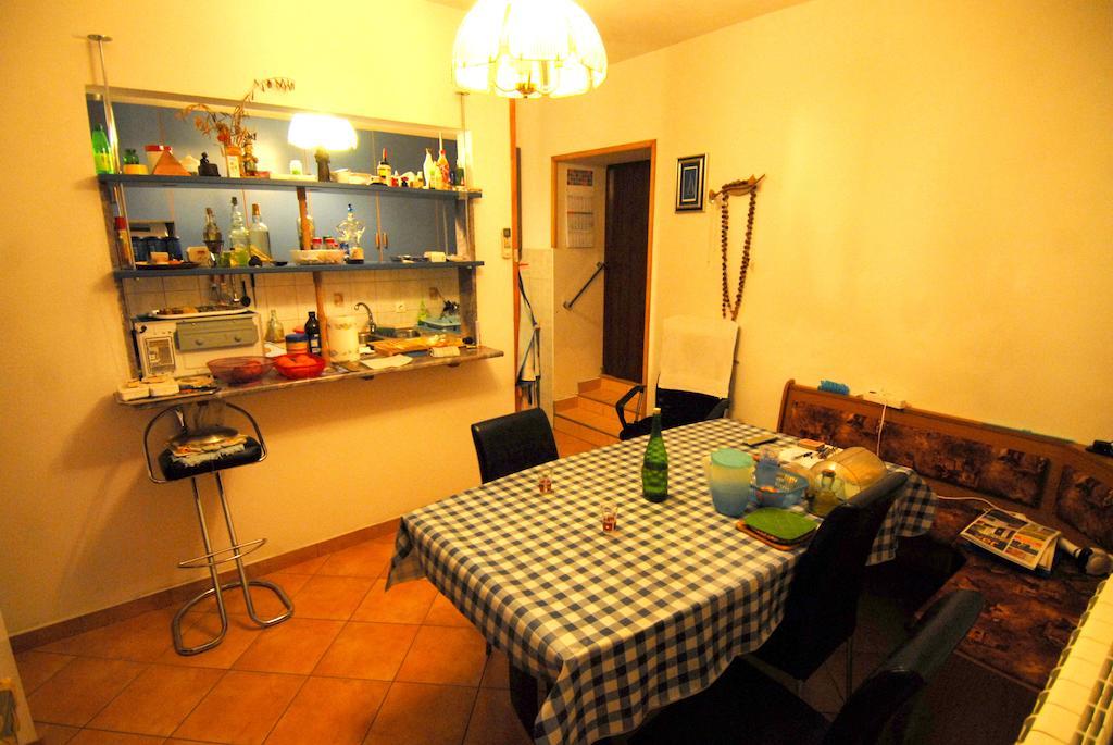 Guesthouse Konti Fiume Szoba fotó